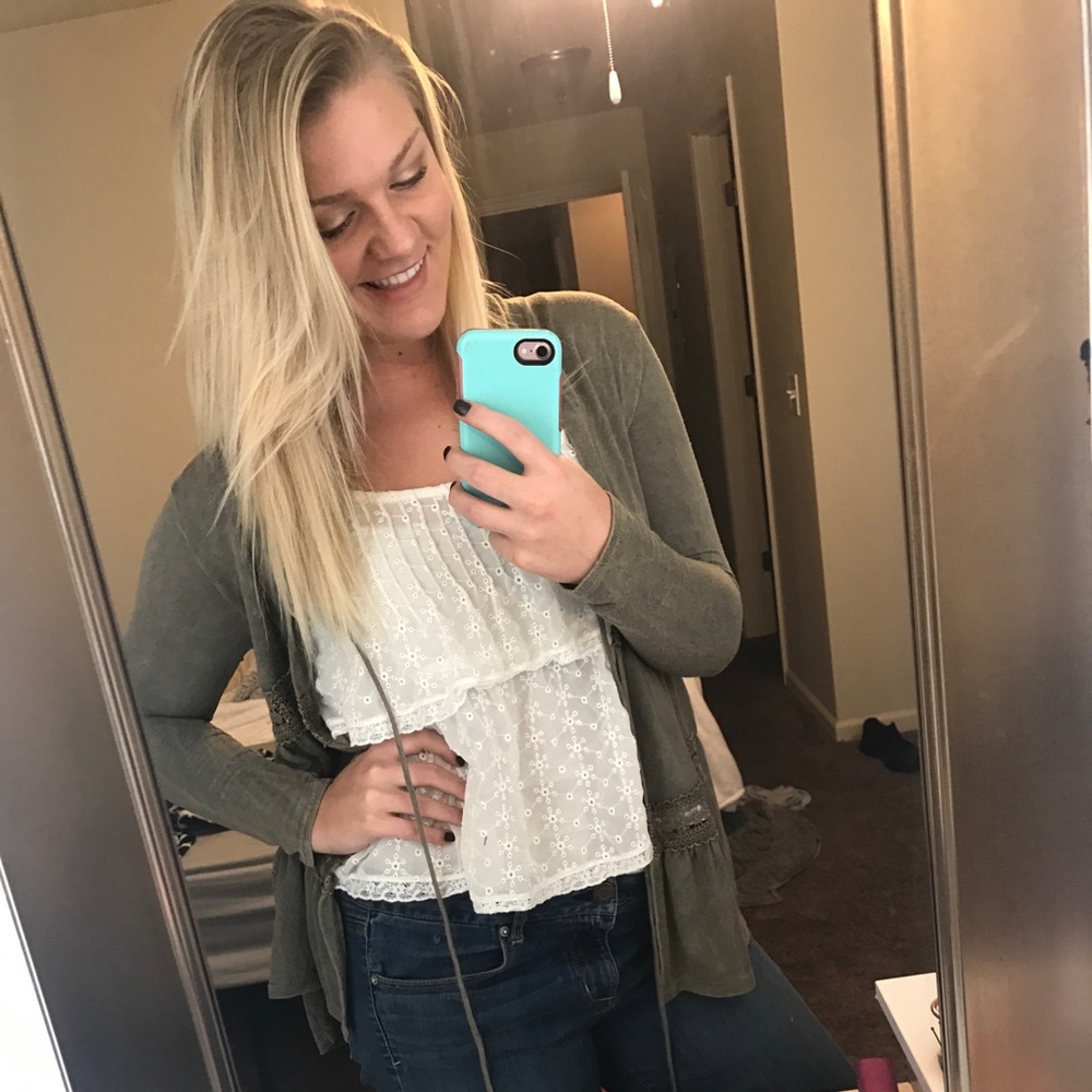 Meet your Posher, Candace